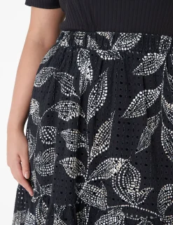 Skirts^Lane Bryant Flounce Eyelet Skirt Black Leaf