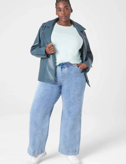 Straight Leg^Lane Bryant High-Rise Pull-On Relaxed Straight Jean Light Denim