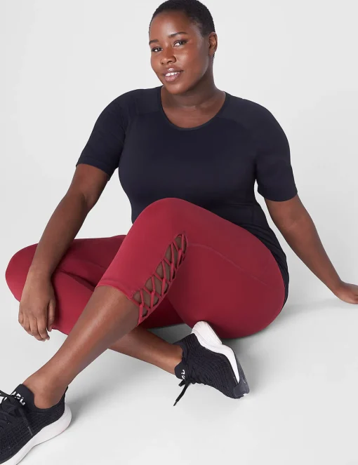 Crops And Capris^Lane Bryant Livi High-Rise Livi Soft Capri Legging - Strappy Hem Rumba Red