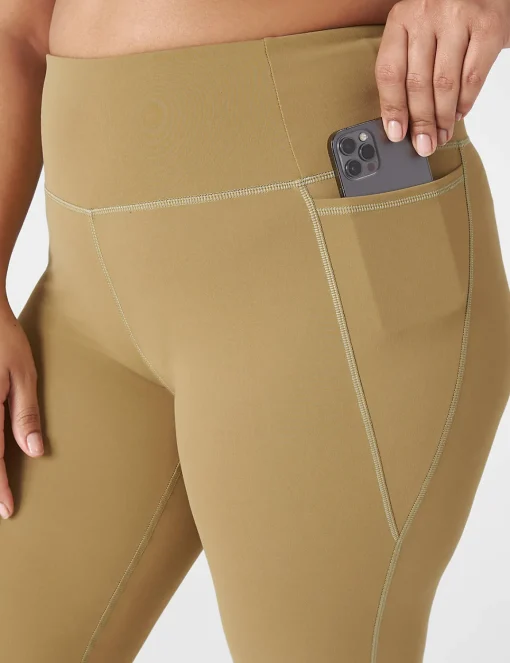 Shorts^Lane Bryant Livi High-Rise Recycled Livi Soft Knee Short Dried Herb