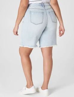 Crops, Capris And Shorts^Lane Bryant Signature Fit Boyfriend Bermuda Jean Short Light Denim
