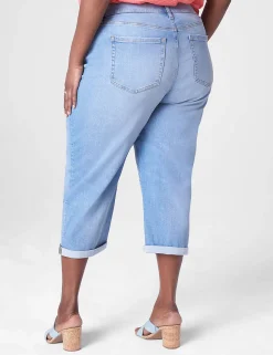 Crops, Capris And Shorts^Lane Bryant Signature Fit Boyfriend Capri Jean Medium Denim