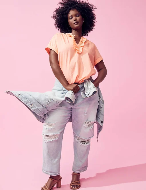 Crops And Capris^Lane Bryant Signature Fit Boyfriend Capri Jean Light Denim