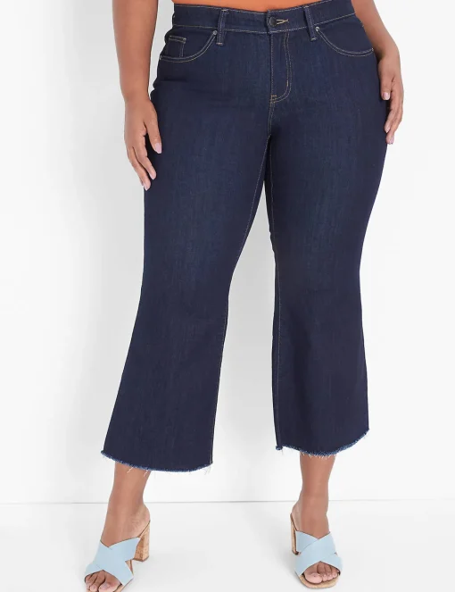 Wide Leg & Flare Jeans^Lane Bryant Signature Fit Crop Flare Jean Dark Denim